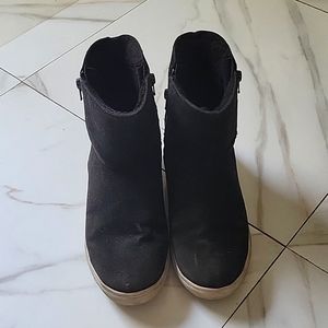 Steve Madden Fur boots